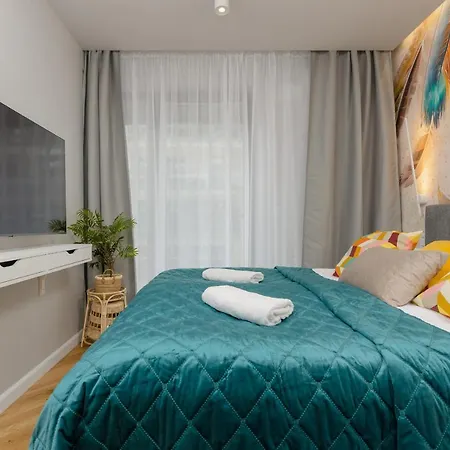 Westfield Burakowska With Parking By Renters وارسو