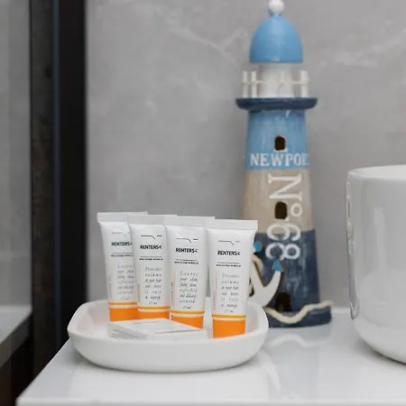 شقة Westfield Burakowska With Parking By Renters وارسو