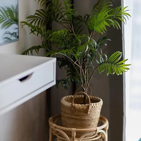 Westfield Burakowska With Parking By Renters *